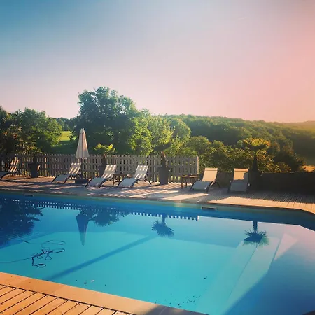 Дом отдыха Maison Acacia Saint-Martial-de-Valette