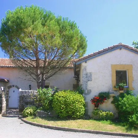 Maison Acacia Holiday home *